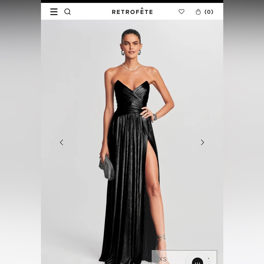 Gown size small